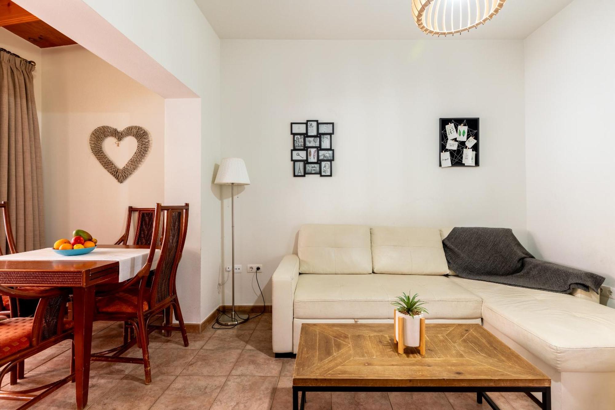Aoa Casa Triana Familiar Con Terraza Apartment Севиля Екстериор снимка